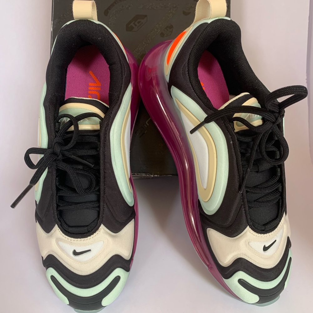 Nike Airmax 720, New w Box, Unworn, Bought new $180 retail, Size 7